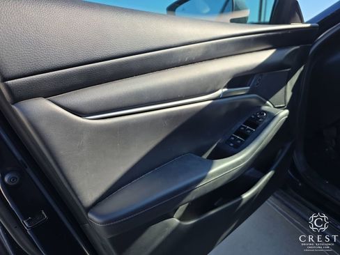 Used 2021 MAZDA MAZDA3 s image 7