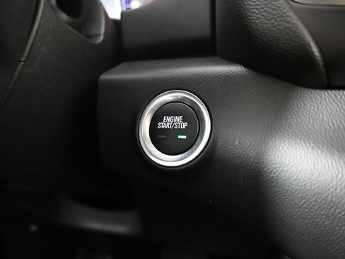 Used 2023 GMC Terrain SLE w/ Driver Convenience Package image 32