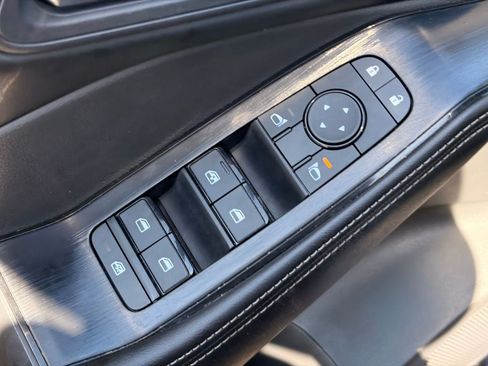 Certified 2025 Nissan Rogue SV AWD/4WD image 21