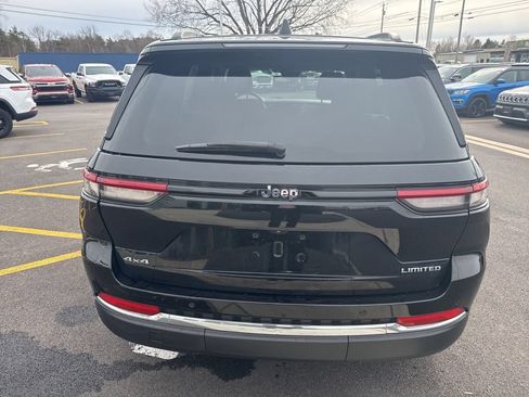 Used 2023 Jeep Grand Cherokee Limited AWD/4WD image 8