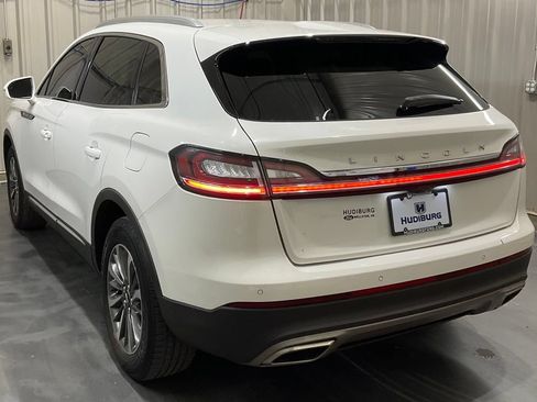 Used 2022 Lincoln Nautilus FWD w/ Premium Package image 20