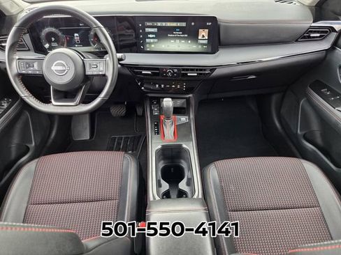Used 2025 Nissan Kicks SR FWD image 13