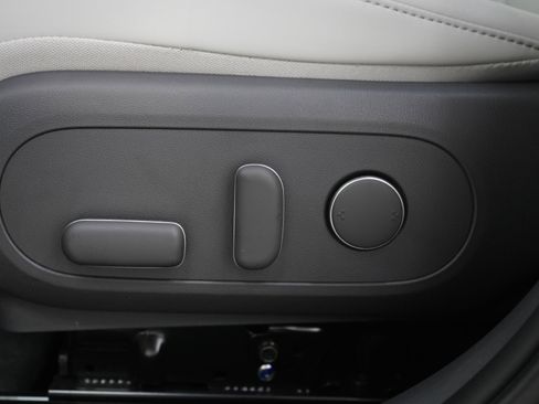 Certified 2026 Hyundai Kona SEL Premium AWD/4WD image 28