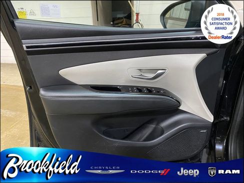 Used 2024 Hyundai Tucson Limited image 15