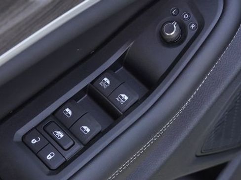 New 2026 Jeep Grand Cherokee Altitude RWD image 21