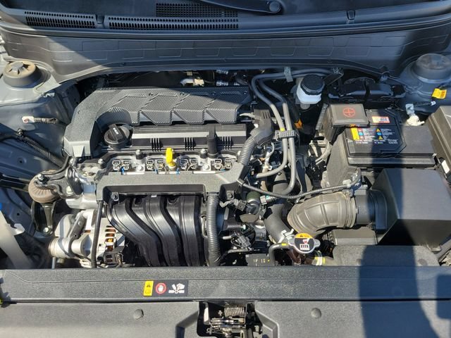 Certified 2024 Hyundai Venue SEL FWD image 30