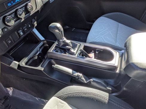 Used 2023 Toyota Tacoma TRD Off-Road image 16