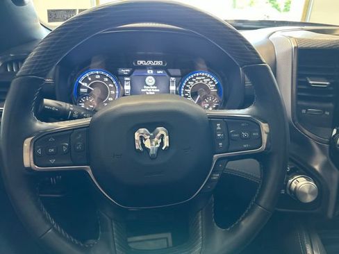 Used 2020 RAM 1500 Limited w/ Black Appearance Package AWD/4WD image 9