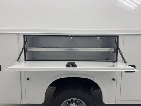 New 2026 Chevrolet Express 3500 w/ Power Convenience Package RWD image 30
