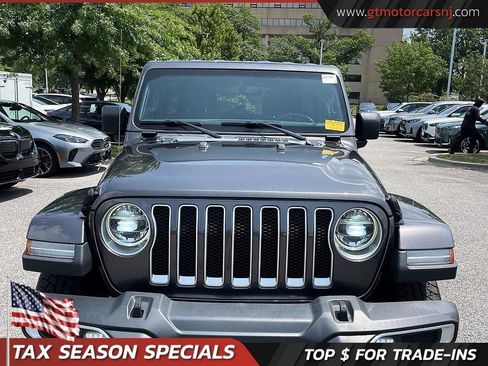 Used 2019 Jeep Wrangler Unlimited Sahara AWD/4WD image 3