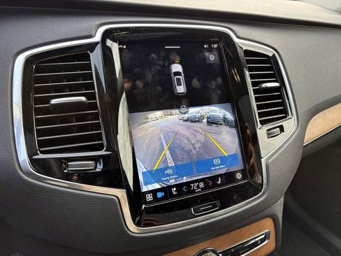 Used 2023 Volvo XC90 T8 Plus w/ Protection Package Premier image 21