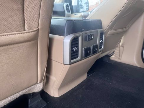 Used 2017 Ford F150 Lariat w/ Equipment Group 501A Mid RWD image 32