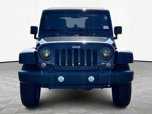 Used 2018 Jeep Wrangler Unlimited Sport S image 3