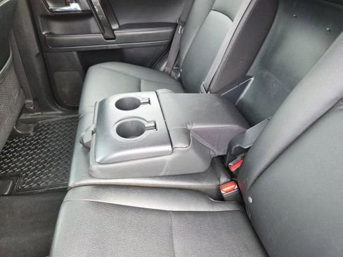 Used 2020 Toyota 4Runner TRD Off-Road image 43