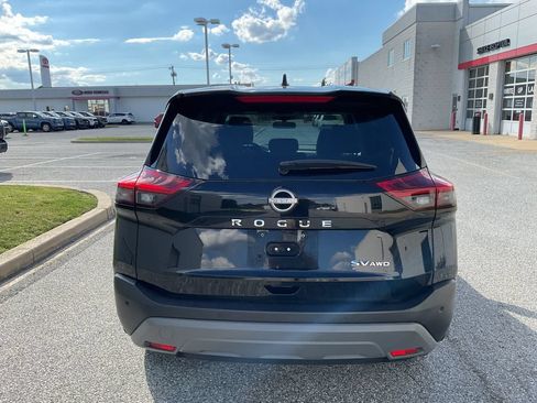 Used 2023 Nissan Rogue SV AWD/4WD image 11