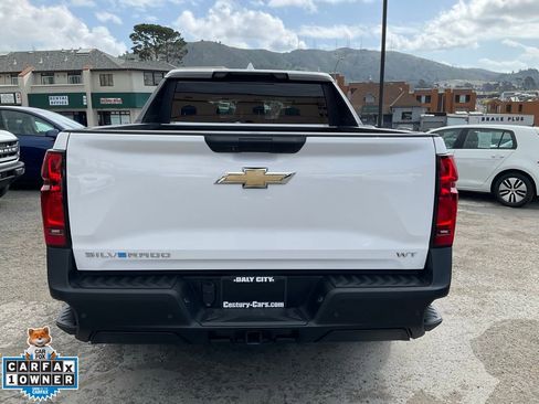 Used 2024 Chevrolet Silverado EV W/T AWD/4WD image 4