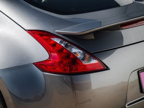 Used 2014 Nissan 370Z Coupe w/ Sport Package image 44