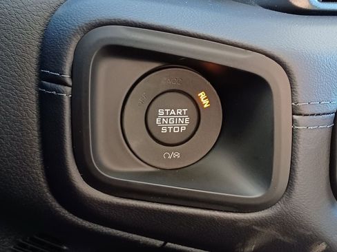 New 2026 Jeep Gladiator Mojave AWD/4WD image 19