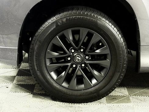 Used 2023 Lexus GX 460 Premium w/ Premium Package AWD/4WD image 14