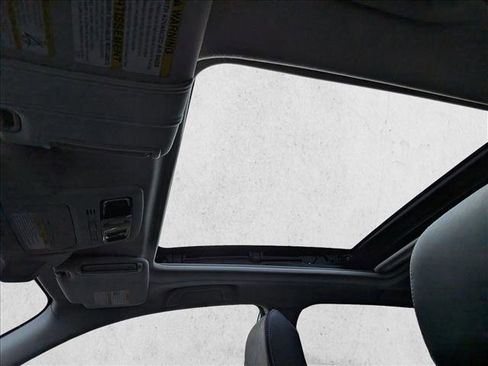 Used 2015 Subaru Forester 2.5i Touring w/ Eyesight & Navigation System image 15