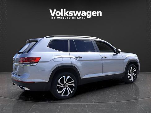 Certified 2023 Volkswagen Atlas SEL AWD/4WD image 9