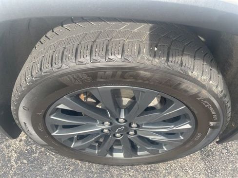 Used 2024 Chevrolet Traverse RS w/ LPO, Floor Liner Package AWD/4WD image 19