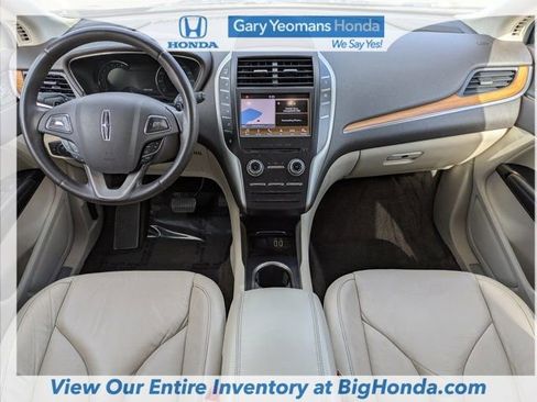 Used 2019 Lincoln MKC Select w/ Select Plus Package image 15