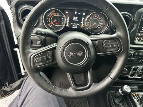 Used 2023 Jeep Wrangler Unlimited Sport AWD/4WD image 13