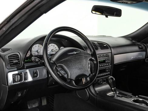 Used 2004 Ford Thunderbird image 17