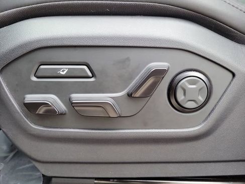 Used 2025 Hyundai Santa Fe Calligraphy image 23