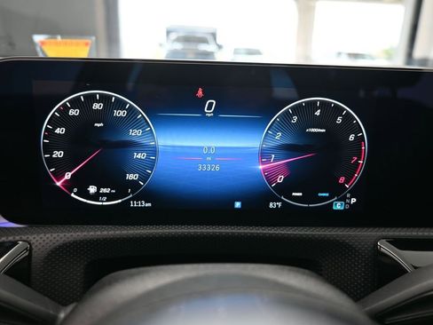 Used 2025 Mercedes-Benz CLA 250 image 32