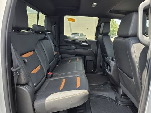 Used 2022 GMC Sierra 1500 AT4 w/ AT4 Premium Package AWD/4WD image 29