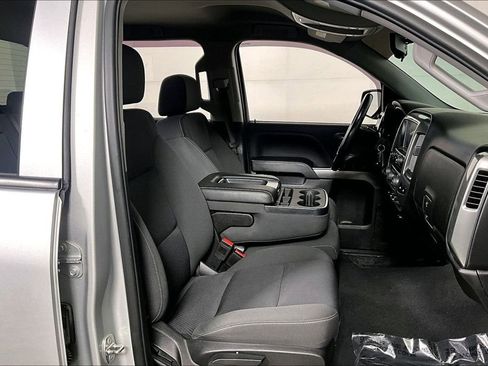 Used 2018 Chevrolet Silverado 1500 LT w/ All Star Edition image 7