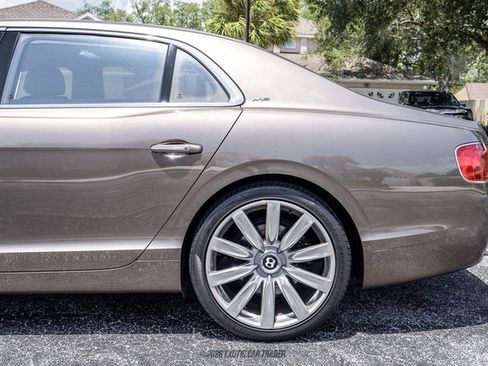 Used 2015 Bentley Flying Spur W12 AWD/4WD image 5
