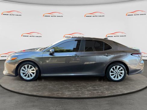 Used 2021 Toyota Camry LE FWD image 7