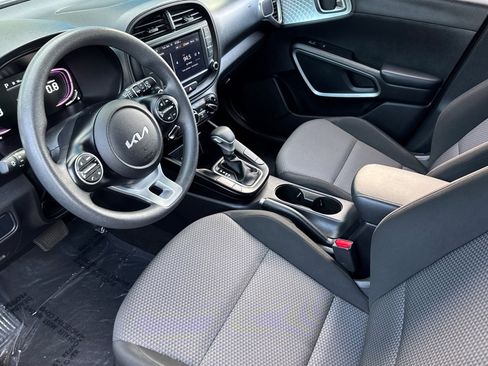 Used 2023 Kia Soul LX w/ Option Group 015 image 4
