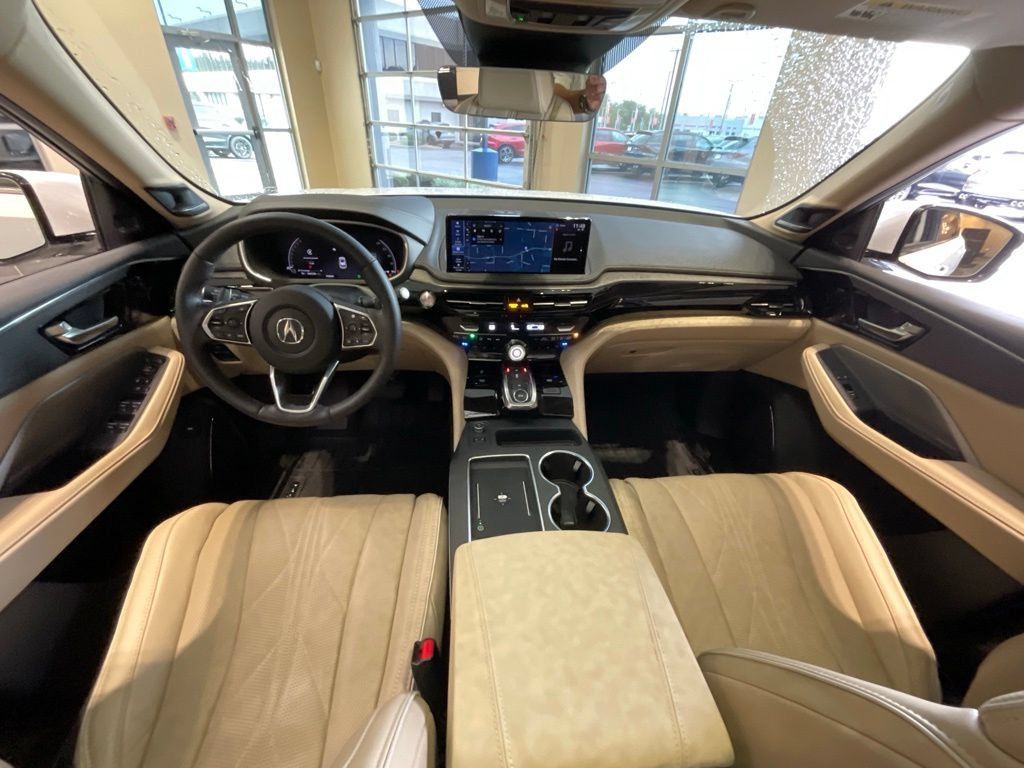 Certified 2026 Acura MDX w/ Advance Package AWD/4WD image 8