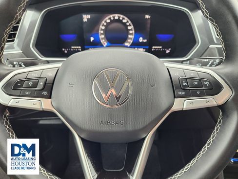 Used 2022 Volkswagen Tiguan SE FWD image 37