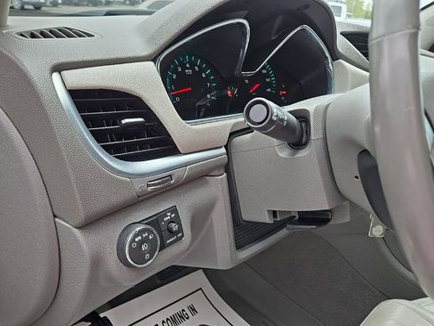 Used 2016 Chevrolet Traverse LTZ AWD/4WD image 26