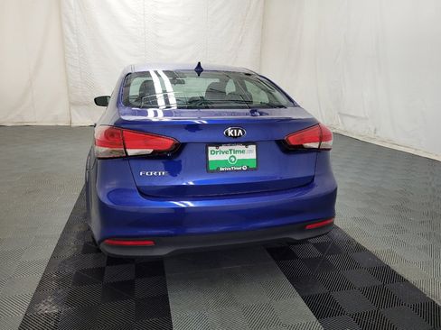 Used 2017 Kia Forte LX FWD image 6