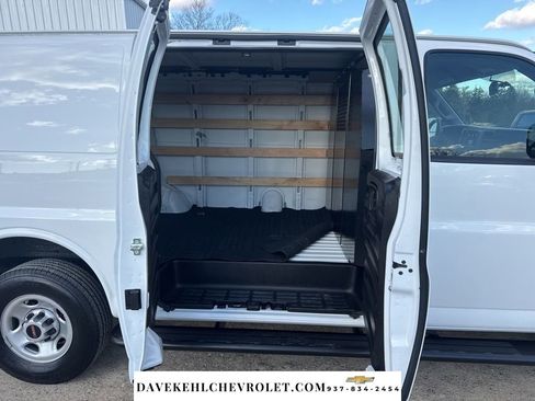 Used 2024 GMC Savana 2500 Work Van w/ Driver Convenience Package image 30