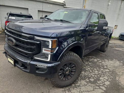 Used 2022 Ford F250 Lariat w/ Tremor Off-Road Package AWD/4WD image 3