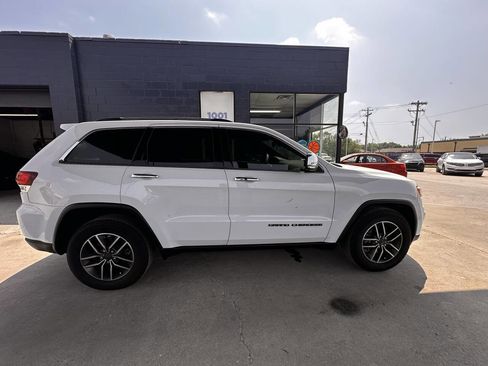 Used 2020 Jeep Grand Cherokee Limited RWD image 9
