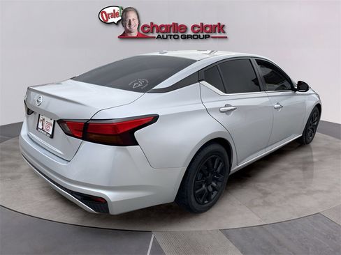Used 2020 Nissan Altima 2.5 S image 6