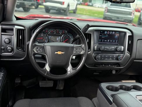 Used 2018 Chevrolet Silverado 1500 LT AWD/4WD image 4