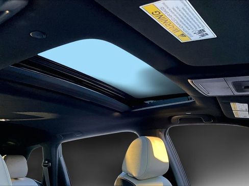 Used 2025 Honda CR-V Sport Touring image 21