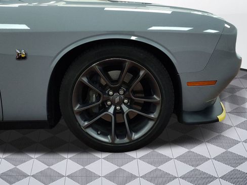 Used 2022 Dodge Challenger R/T Scat Pack w/ Shaker Package image 11