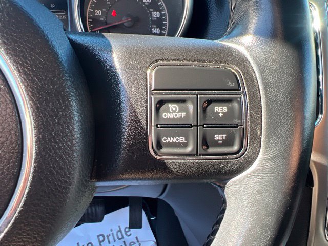 Used 2012 Jeep Grand Cherokee Laredo w/ Laredo E Group AWD/4WD image 25