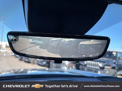 Certified 2024 Chevrolet Tahoe Premier w/ Premium Package image 33