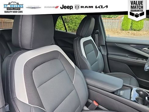 Used 2024 Chevrolet Blazer EV LT AWD/4WD image 26